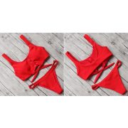 Patentos bikini piros színben