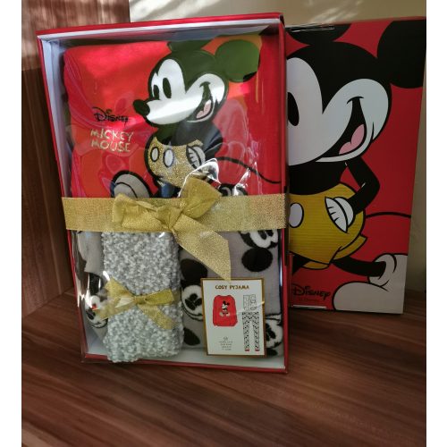 Mickey Mouse pizsama szett díszdobozban, ajándék zoknival